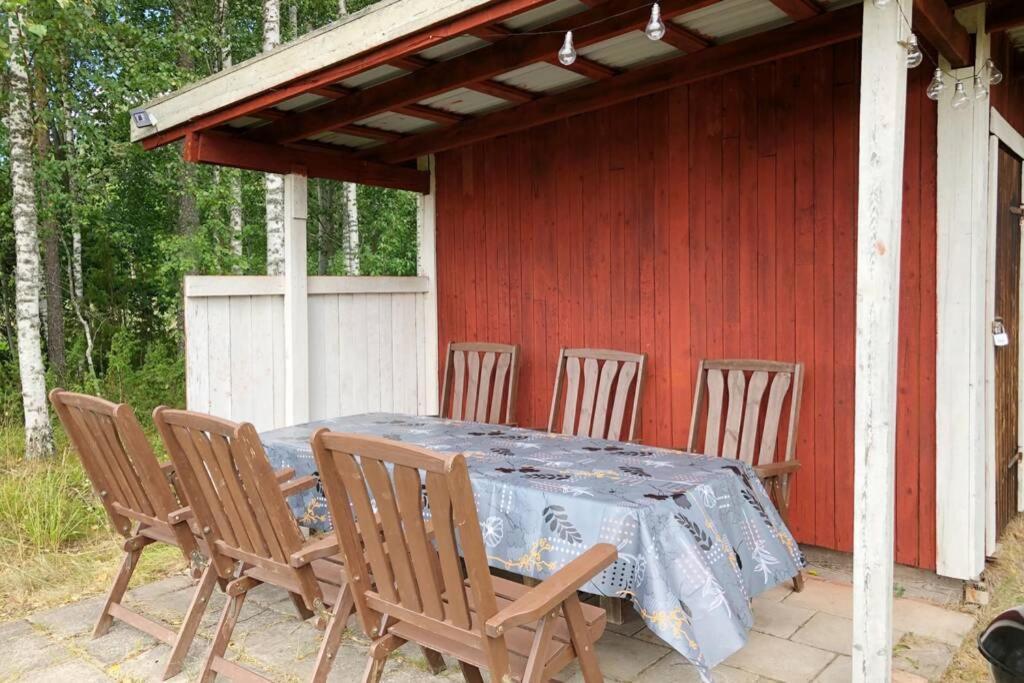 Villa Egen Laegenhet I 2-Familjshus Pa Landet. Tierp Exterior foto
